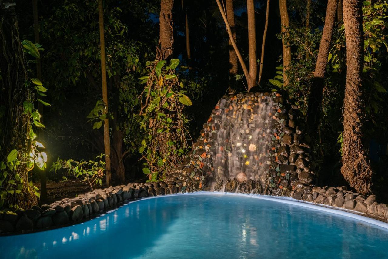 Saffronstays Chikoo Wadi- 3Bdr Pet-Friendly Villa With Pool In Boisar Buitenkant foto
